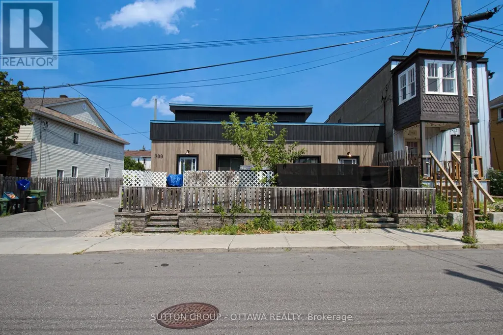 309 Cyr Avenue Ottawa ON K1L 7N6
