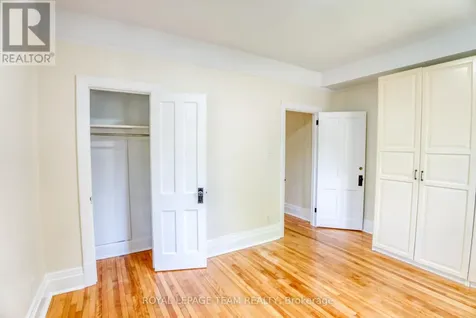 480 Oakhill Road Ottawa ON K1M 1J6
