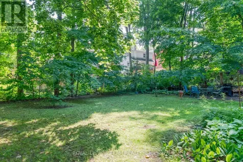 480 Oakhill Road Ottawa ON K1M 1J6