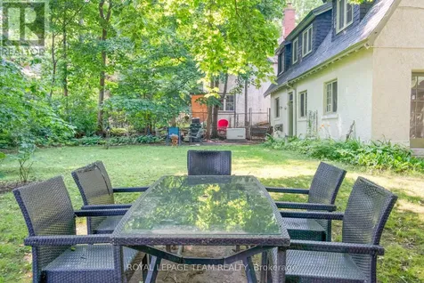480 Oakhill Road Ottawa ON K1M 1J6