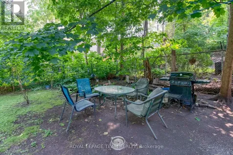 480 Oakhill Road Ottawa ON K1M 1J6