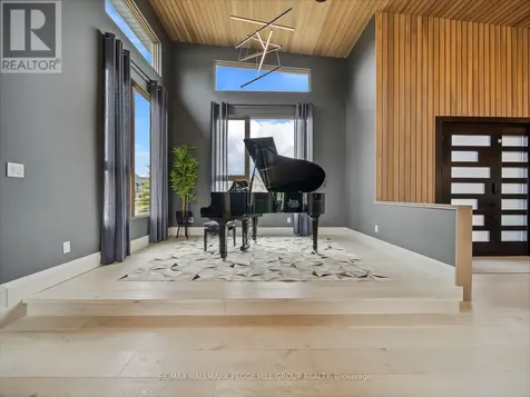 7 Meadowlark Way Collingwood ON L9Y 0K1