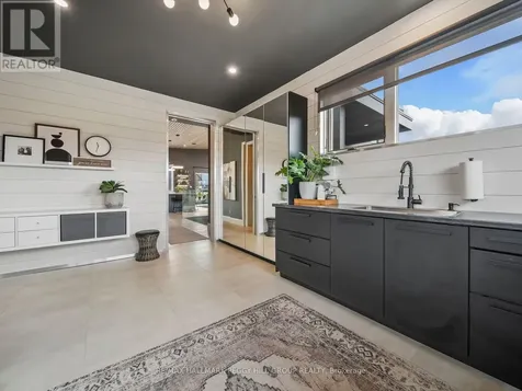 7 Meadowlark Way Collingwood ON L9Y 0K1