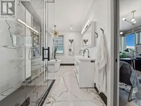 7 Meadowlark Way Collingwood ON L9Y 0K1
