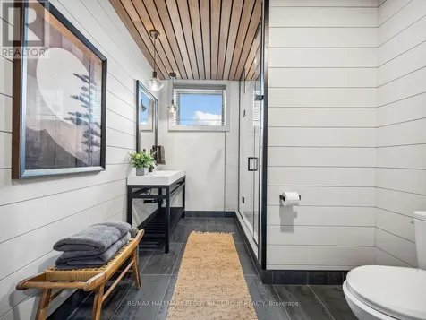 7 Meadowlark Way Collingwood ON L9Y 0K1