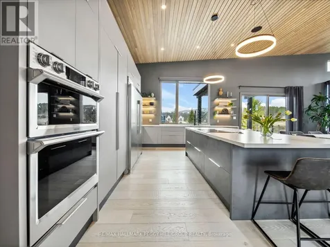 7 Meadowlark Way Collingwood ON L9Y 0K1