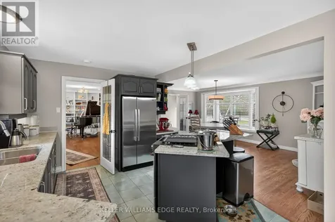 484 11th Concession Road East Hamilton ON L8B 1J1