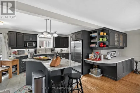 484 11th Concession Road East Hamilton ON L8B 1J1