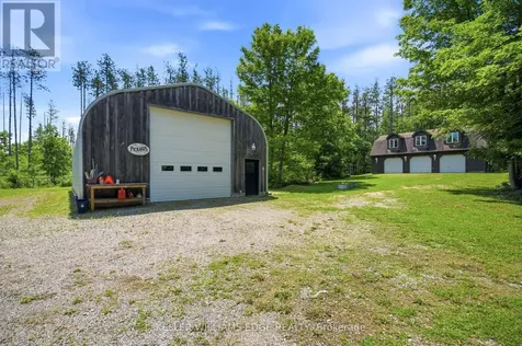 484 11th Concession Road East Hamilton ON L8B 1J1