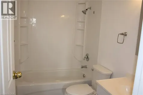 144 Sekura Crescent Cambridge ON N1R 7G1