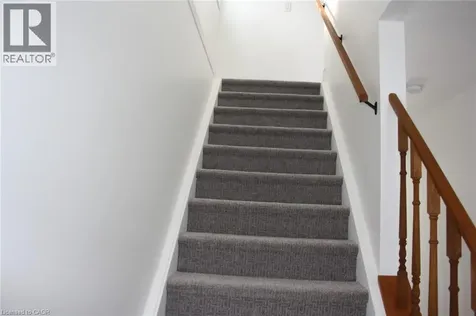 144 Sekura Crescent Cambridge ON N1R 7G1