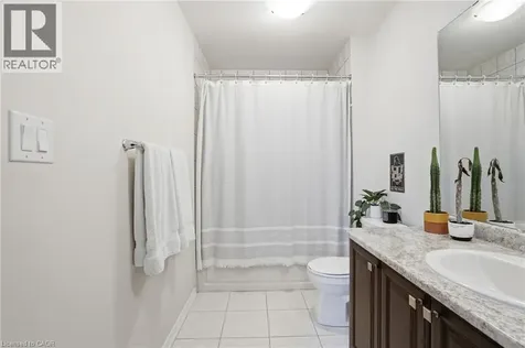 62 Esther Crescent Thorold ON L3B 0G2