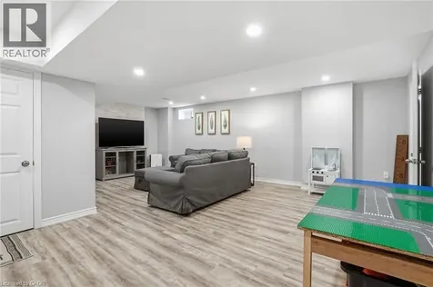 62 Esther Crescent Thorold ON L3B 0G2