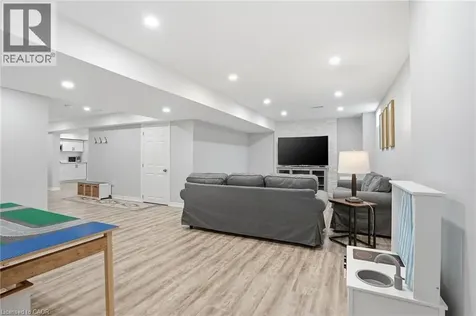 62 Esther Crescent Thorold ON L3B 0G2