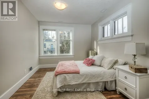 54 Park Street Kitchener ON N2G 1M3
