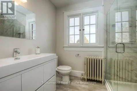 54 Park Street Kitchener ON N2G 1M3