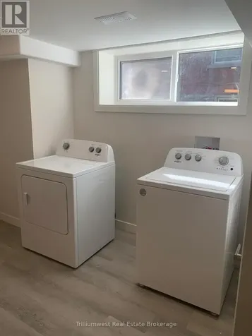 54 Park Street Kitchener ON N2G 1M3