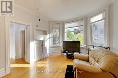 122 Forsyth Street Sarnia ON N7T 6C3