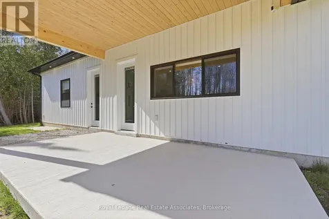 18 Tamarac Road South Bruce Peninsula ON N0H 2T0