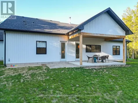 18 Tamarac Road South Bruce Peninsula ON N0H 2T0