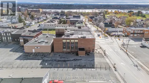 4 Montreal Road Cornwall ON K6H 1B1