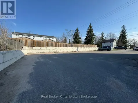 301 West Street North Orillia ON L3V 5E1