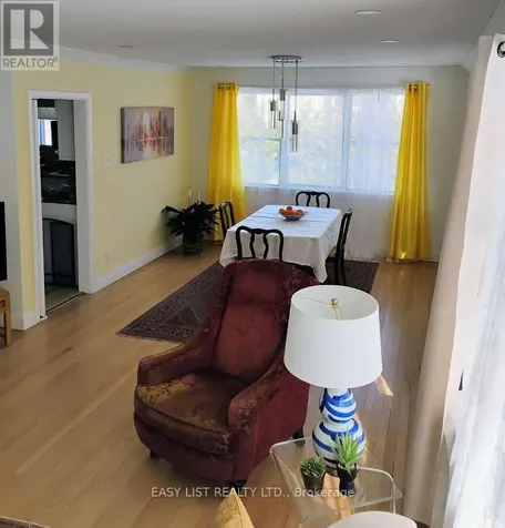 60 Mariposa Avenue Ottawa ON K1M 0V1