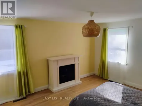60 Mariposa Avenue Ottawa ON K1M 0V1