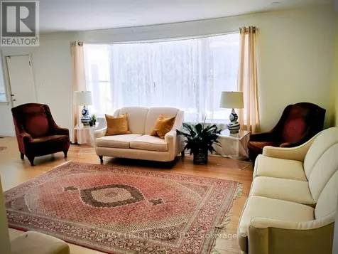 60 Mariposa Avenue Ottawa ON K1M 0V1
