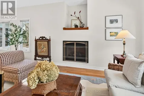 25 George Street East Westport ON K0G 1X0