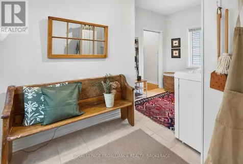 25 George Street East Westport ON K0G 1X0