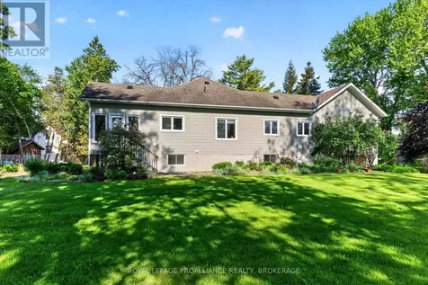 25 George Street East Westport ON K0G 1X0