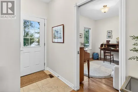 25 George Street East Westport ON K0G 1X0