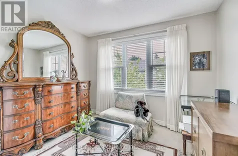 5 Liddycoat Lane Hamilton (ancaster) ON L9G 0A7