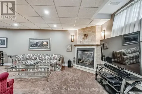 5 Liddycoat Lane Hamilton (ancaster) ON L9G 0A7