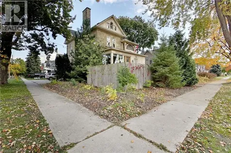 122 Forsyth Street Sarnia ON N7T 6C3
