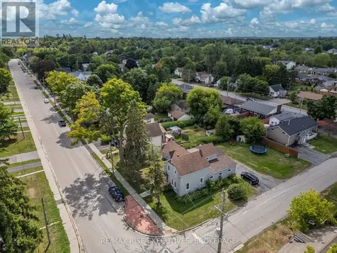 190 Victoria Avenue Gananoque ON K7G 2S1