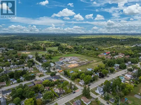 190 Victoria Avenue Gananoque ON K7G 2S1