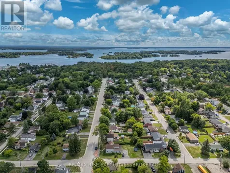 190 Victoria Avenue Gananoque ON K7G 2S1
