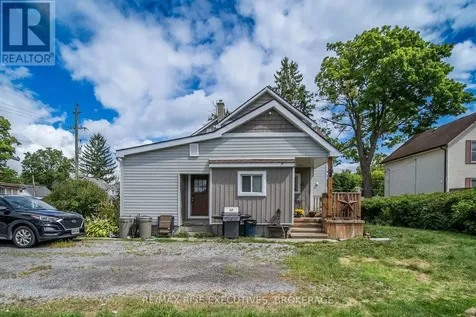 190 Victoria Avenue Gananoque ON K7G 2S1