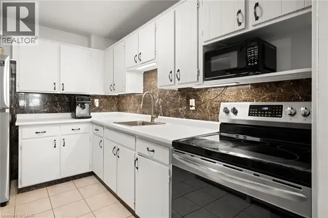 279 Chandler Drive Kitchener ON N2E 1X6