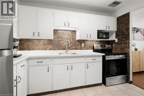 279 Chandler Drive Kitchener ON N2E 1X6