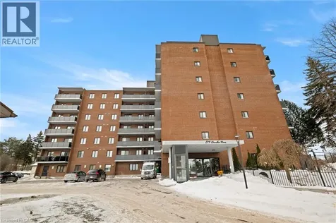 279 Chandler Drive Kitchener ON N2E 1X6