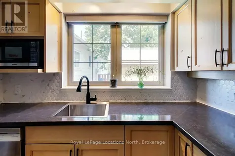 115 Robinson Street Collingwood ON L9Y 3M2