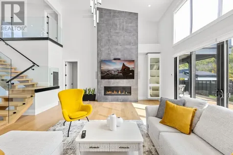 118 Barton Boulevard Blue Mountains ON N0H 1J0