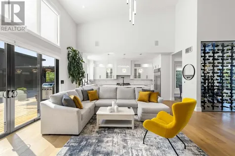 118 Barton Boulevard Blue Mountains ON N0H 1J0