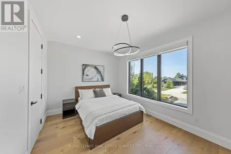 118 Barton Boulevard Blue Mountains ON N0H 1J0