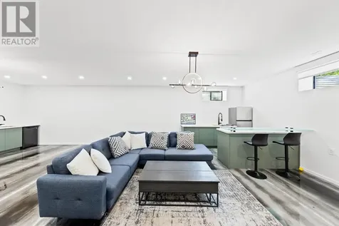 118 Barton Boulevard Blue Mountains ON N0H 1J0