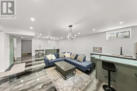 118 Barton Boulevard Blue Mountains ON N0H 1J0
