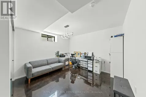 118 Barton Boulevard Blue Mountains ON N0H 1J0